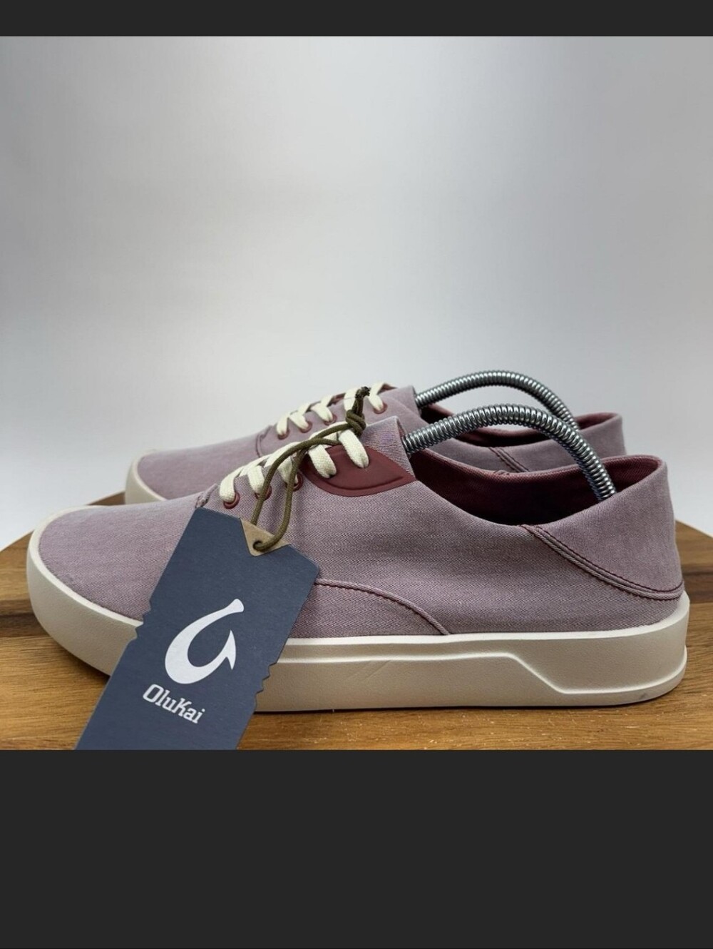 OluKai TRADEWIND Burgundy Mens Sneakers Size 8